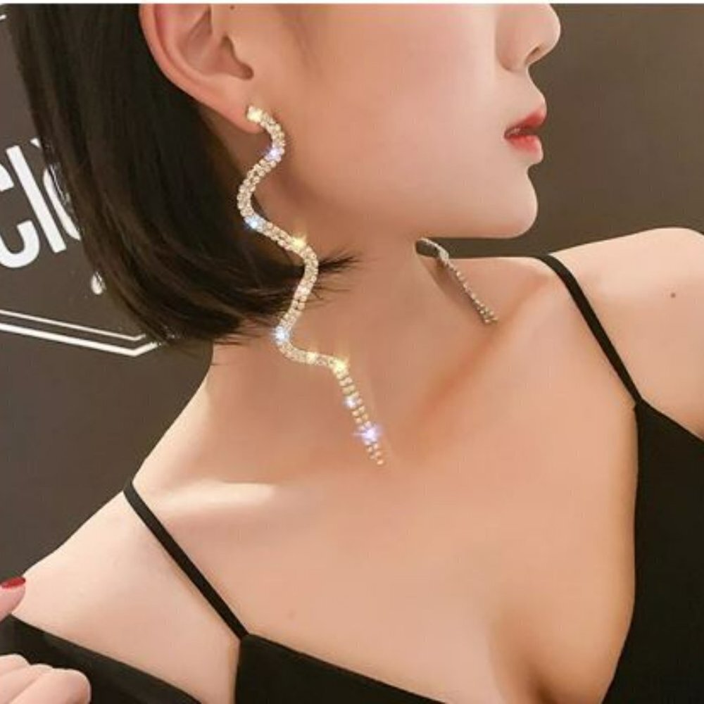 Silver Tassel Crystal Rhinestone S Shape Statement Dangle Earrings